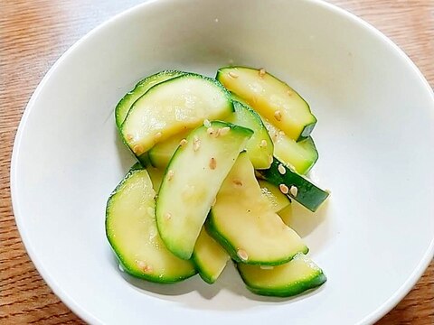 超かんたん♡夏の野菜【ズッキーニ】のナムル